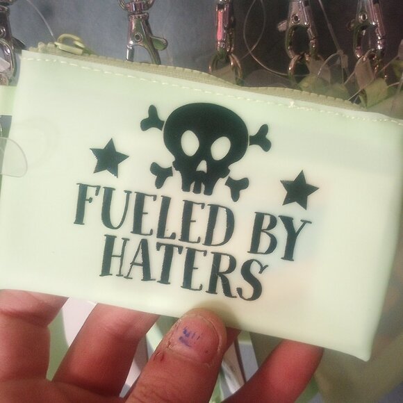 Wristlets - Picture 14 of 16